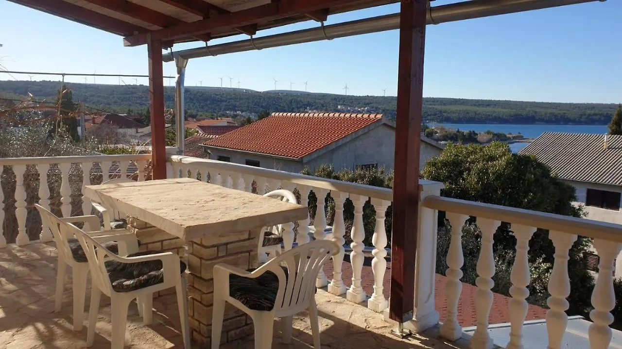 Happy 2Bedroom Apartments Gornji Karin Kroatien